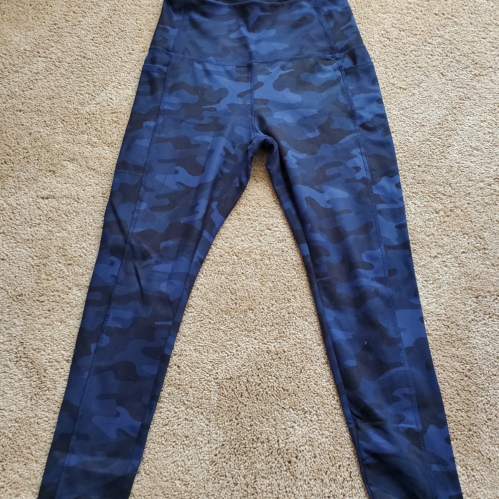 Danskin ankle leggings